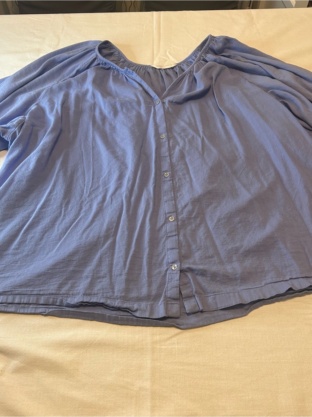 LC Lauren Conrad 4X Dusty Blue Flowy Button Front Blouse